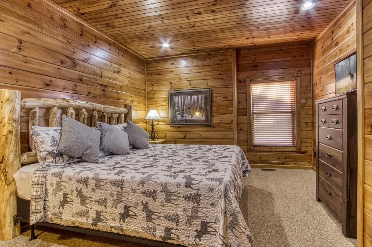 Lazy Bear Lodge Gatlinburg Exterior foto
