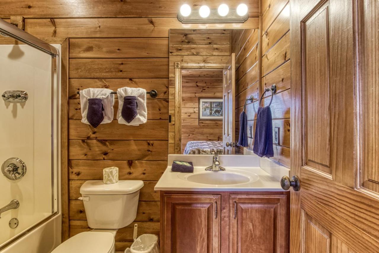Lazy Bear Lodge Gatlinburg Exterior foto