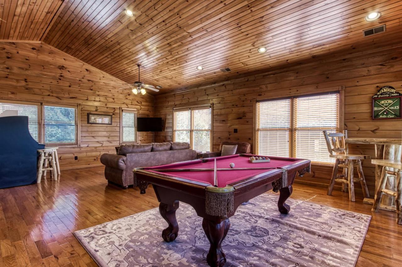 Lazy Bear Lodge Gatlinburg Exterior foto
