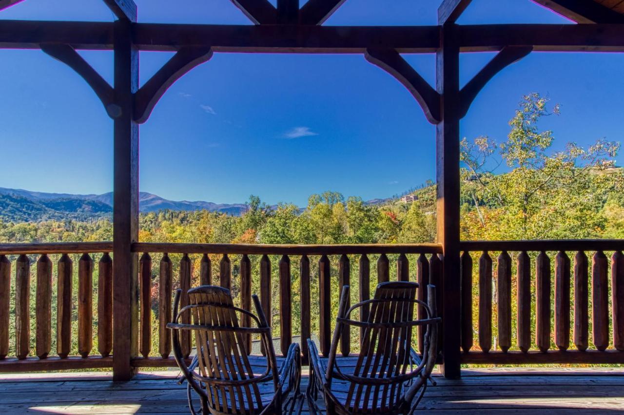 Lazy Bear Lodge Gatlinburg Exterior foto
