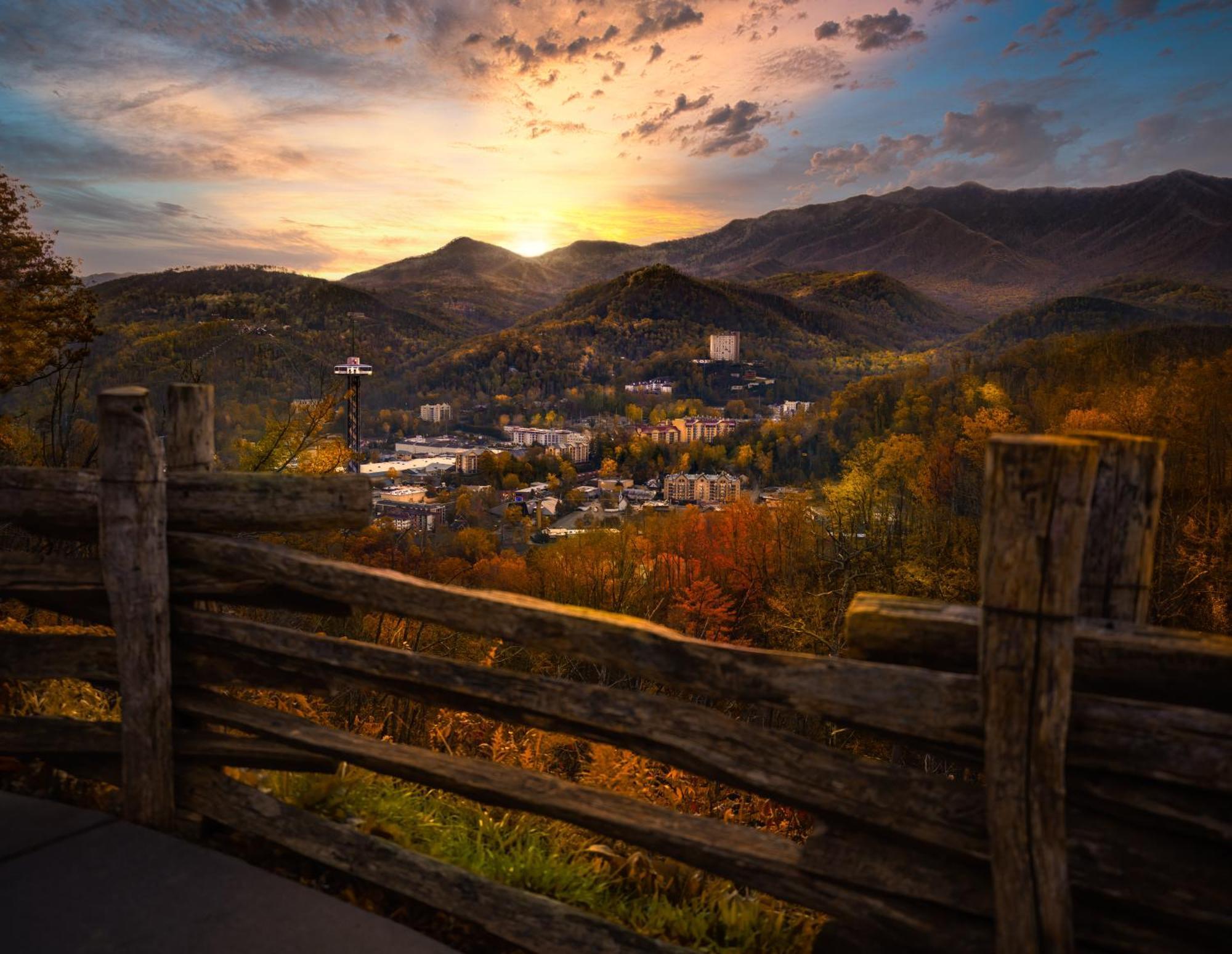 Lazy Bear Lodge Gatlinburg Exterior foto